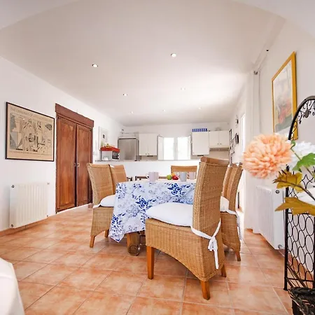 La Llobella- Privacy - By Villamar Villa