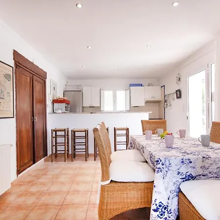 La Llobella- Privacy - By Villamar Villa
